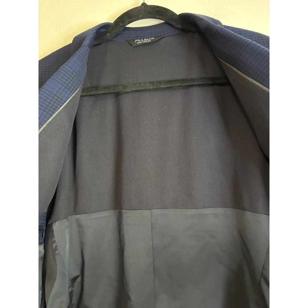 Jos A Bank Traveler Travel Tech Slim Fit Blazer Blue Black‎ Check Sport Coat